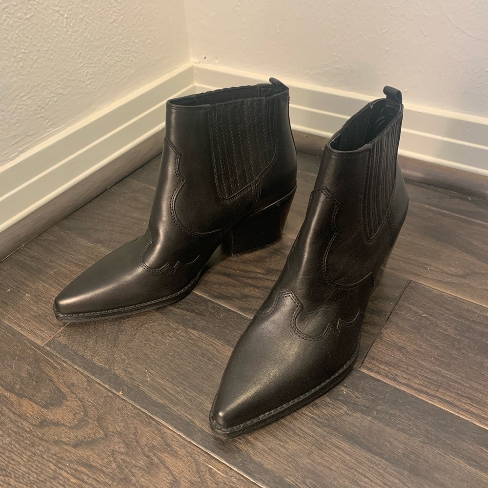 Sam Edelman Winona Booties